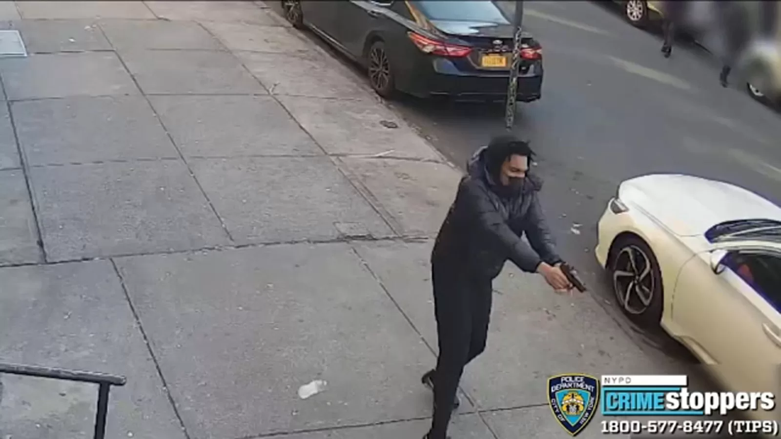 Video of man wanted in murder of teen outside Crown Heights, Brooklyn deli